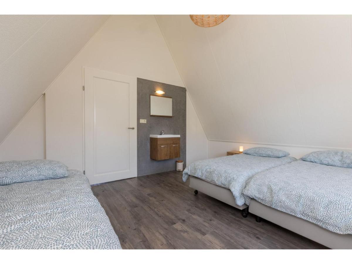 Quietly Located House Within Walking Distance Of The Beach Домбург Экстерьер фото